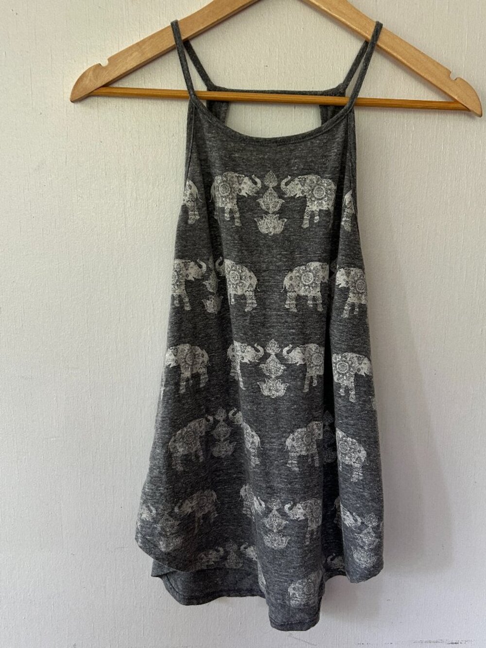 Prince Peter Elephant Tank Top Womens Large Gray Boho Yoga Back Cut Out